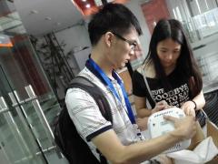 微思網絡兩美女學員參與同安上特展示工程項目