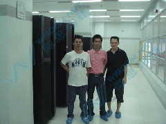 學(xué)員跟微思工程師管理、維護(hù)、巡檢完畢，留個(gè)影吧！